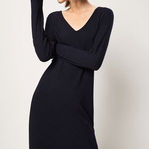 Dark blue ribbed dress